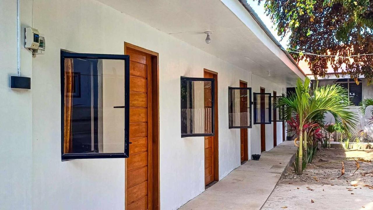 Isla Linaw Siargao Hostel Хенерал Луна Екстериор снимка